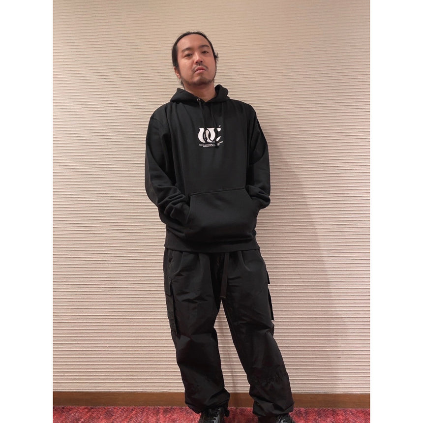 UC NEW LOGO HOODIE [BLACK]